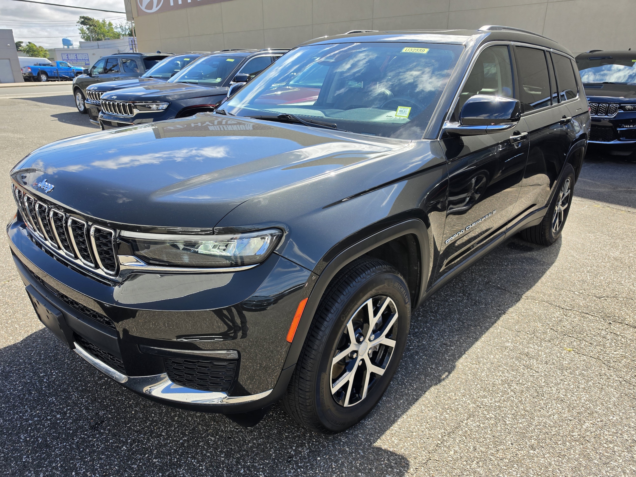 jeep grand cherokee l 2023 1C4RJKBG8P8853154 image jeep grand cherokee l 2023 1C4RJKBG8P8853154 image